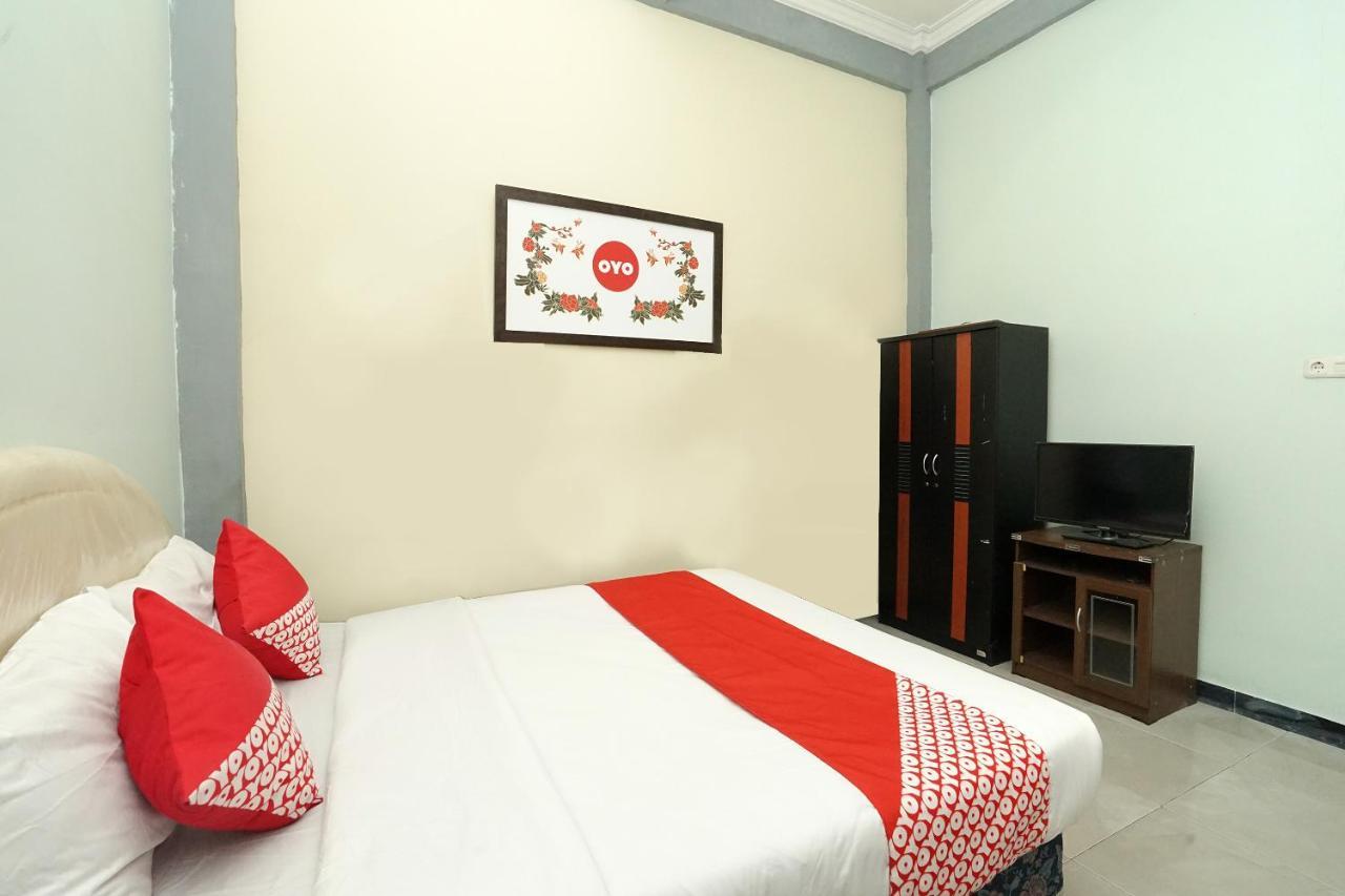 Kartika Syariah Homestay By Stayku Surabaja Zewnętrze zdjęcie