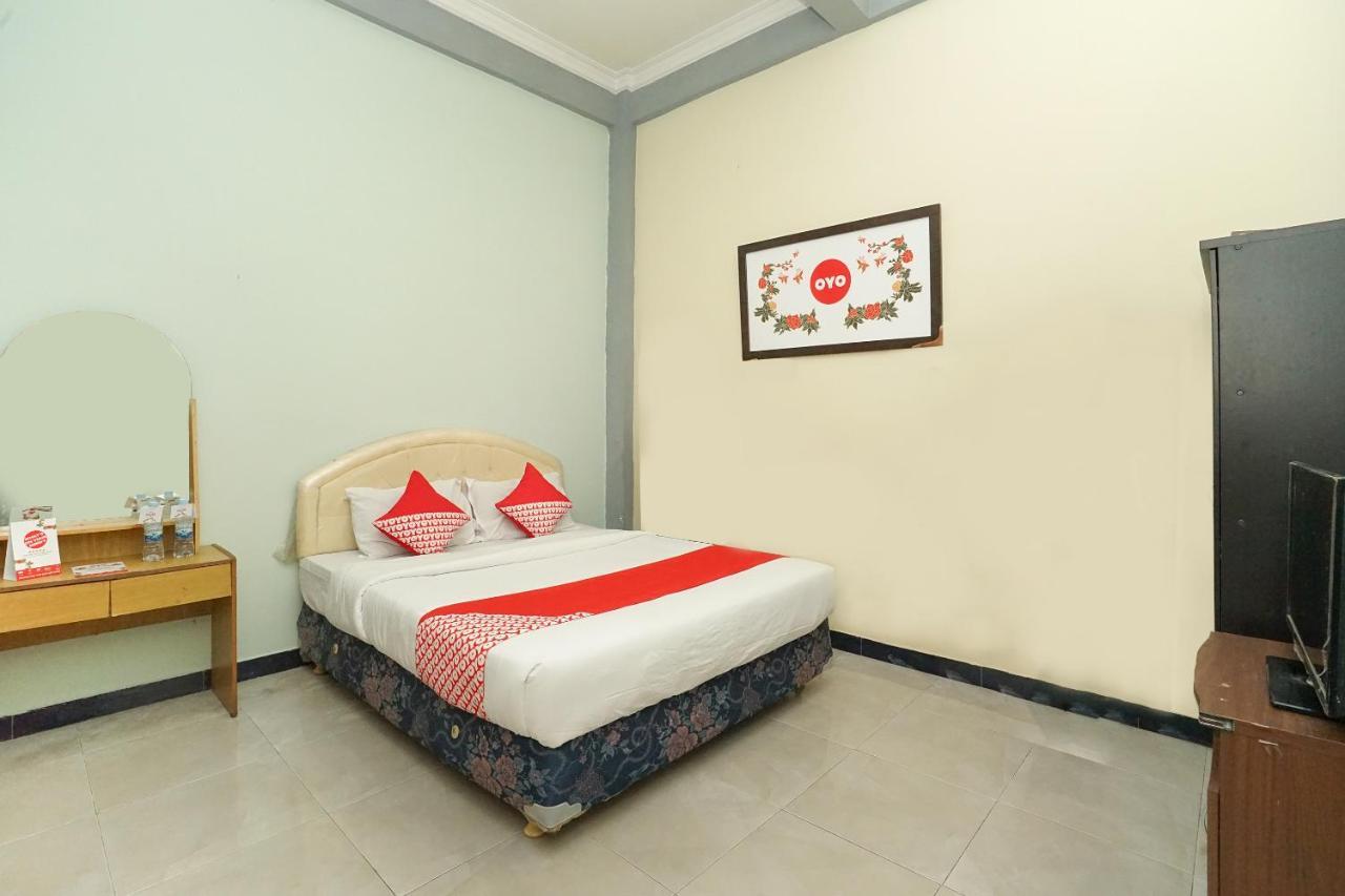 Kartika Syariah Homestay By Stayku Surabaja Zewnętrze zdjęcie