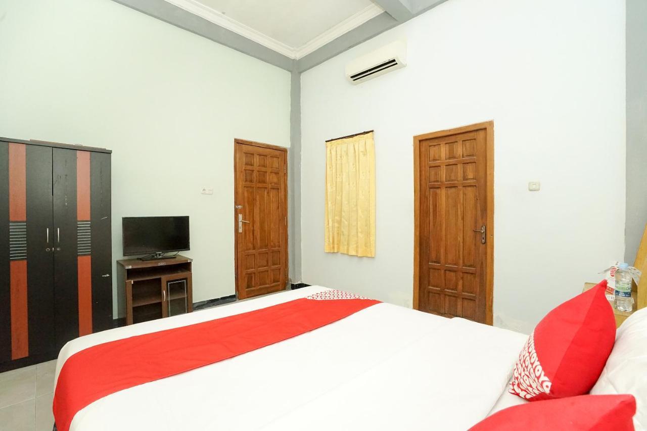 Kartika Syariah Homestay By Stayku Surabaja Zewnętrze zdjęcie