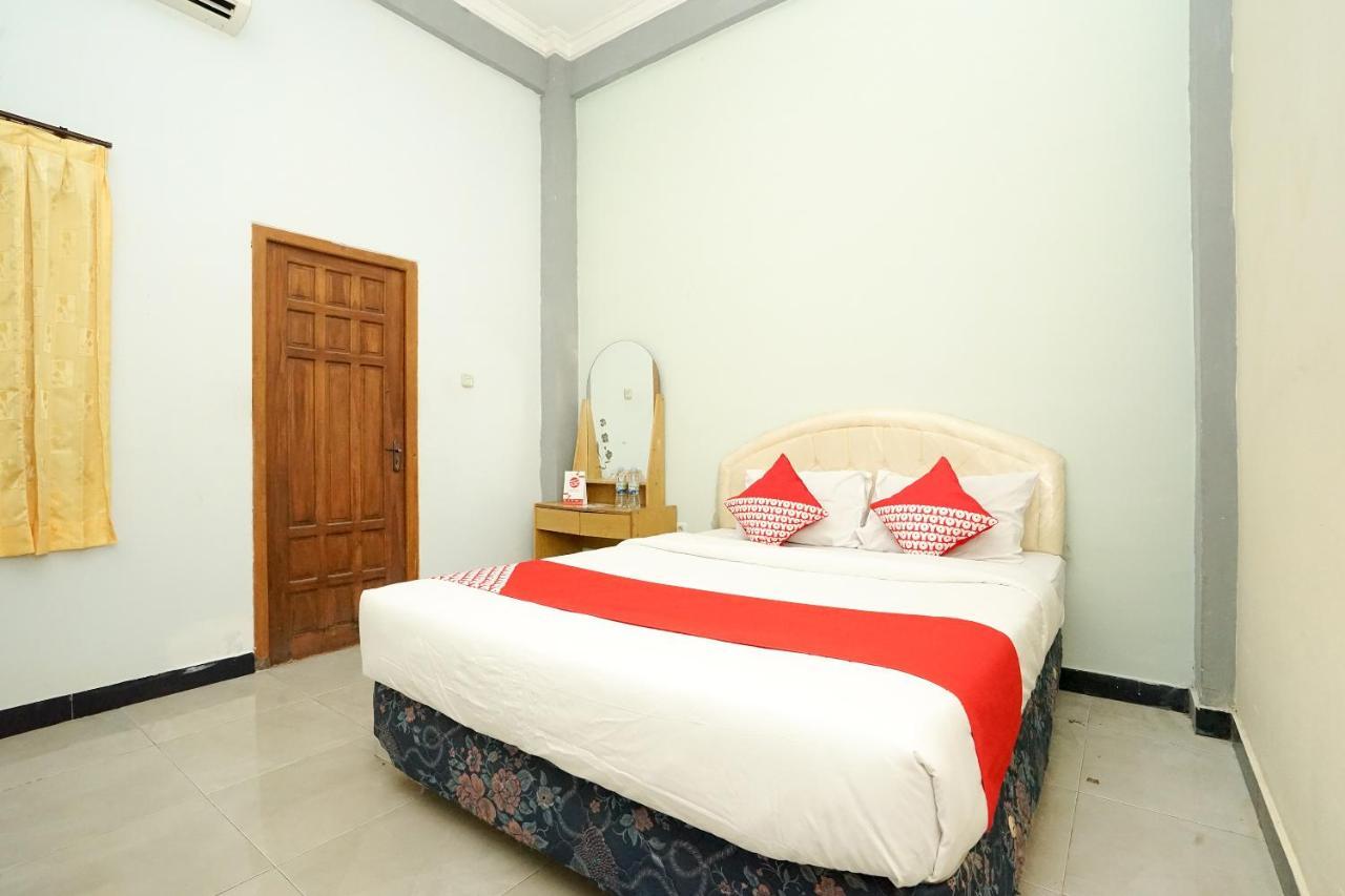 Kartika Syariah Homestay By Stayku Surabaja Zewnętrze zdjęcie