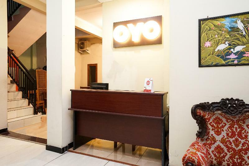 Kartika Syariah Homestay By Stayku Surabaja Zewnętrze zdjęcie